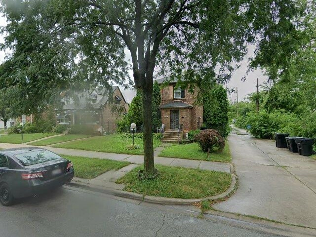 House image located at Chicago, IL 60628