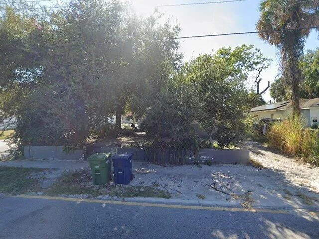 House image located at Tampa, FL 33605
