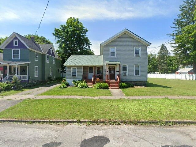 House image located at Lansing, MI 48906