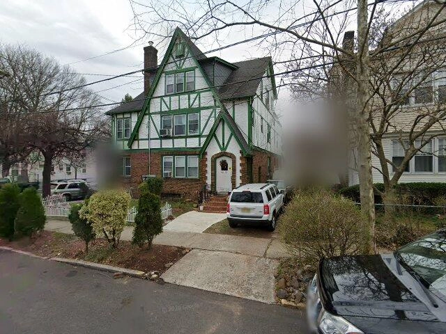 House image located at Newark, NJ 07112