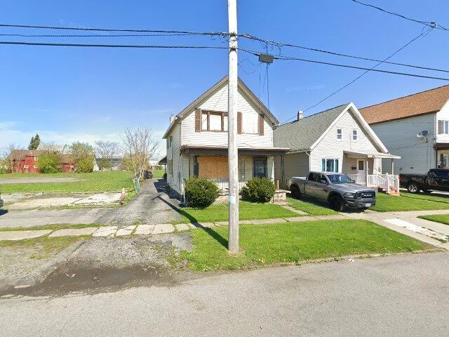 House image located at Buffalo, NY 14206