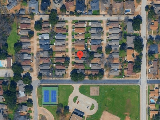 House image located at Anderson, IN 46011