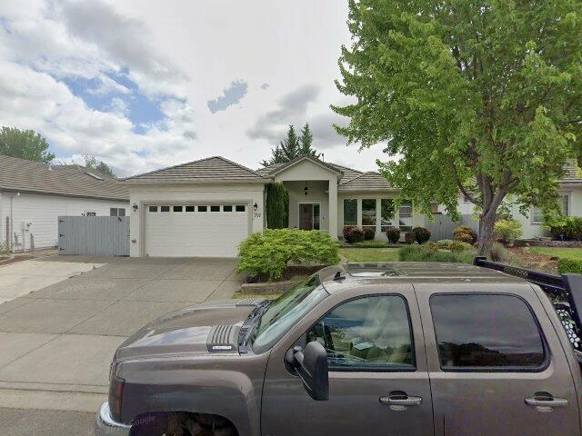House image located at Medford, OR 97504