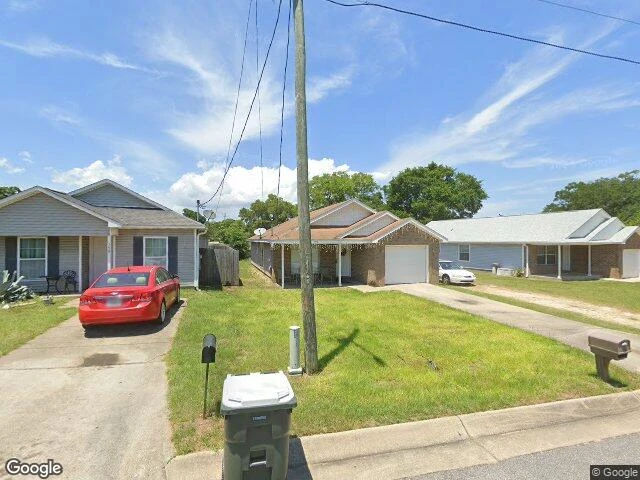House image located at Pensacola, FL 32501
