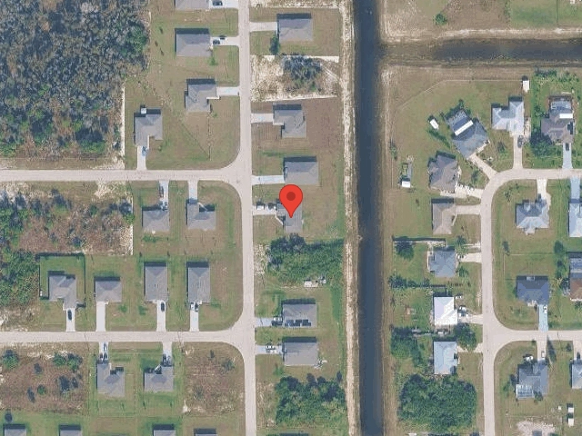 House image located at Fort Myers, FL 33913