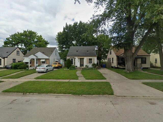 House image located at Inkster, MI 48141