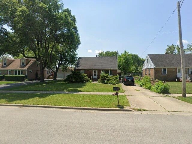 House image located at Bridgeview, IL 60455