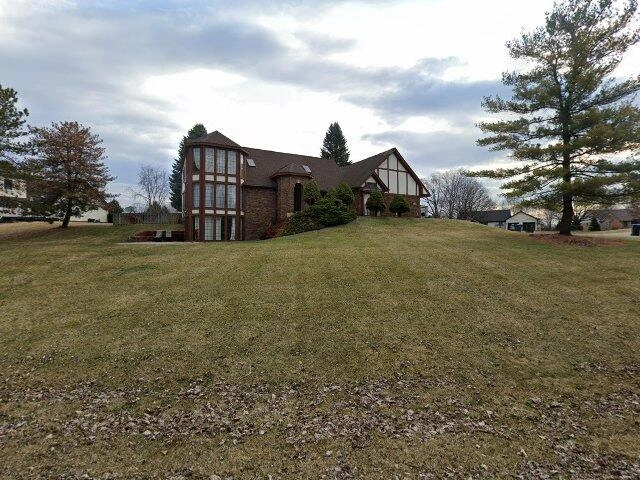 House image located at South Lyon, MI 48178