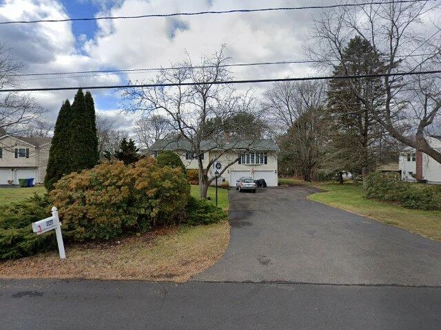 House image located at Glastonbury, CT 06033