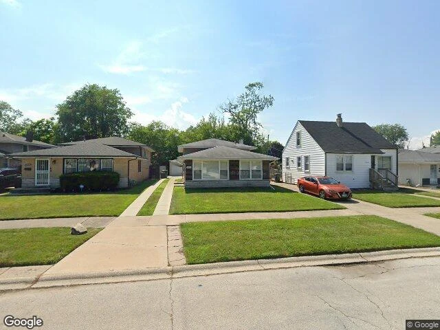 House image located at Dolton, IL 60419