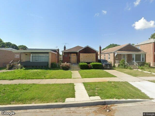 House image located at Chicago, IL 60617