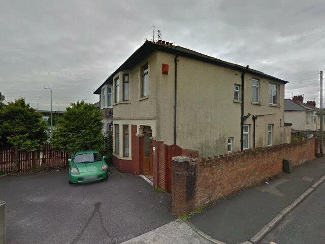 House image located at Hutchinson, KS 67502