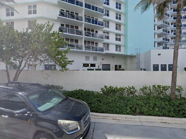 House image located at Hollywood, FL 33019