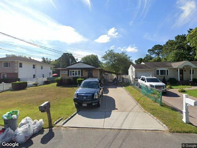 House image located at West Babylon, NY 11704