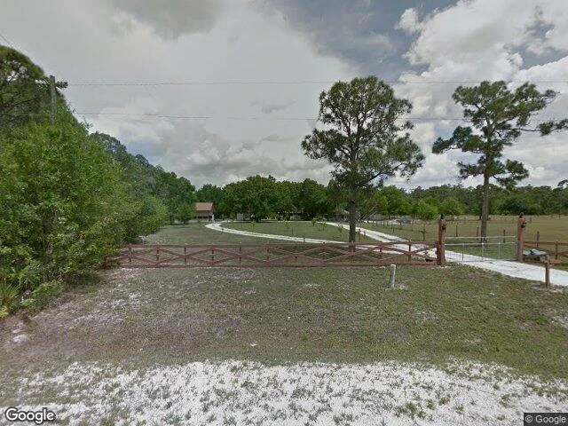 House image located at North Fort Myers, FL 33917