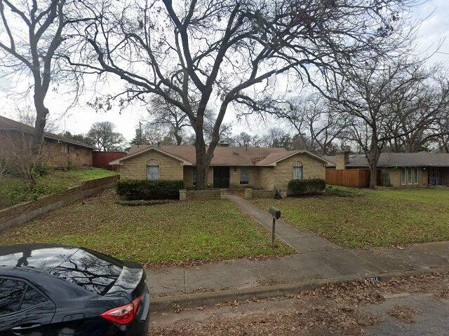 House image located at Dallas, TX 75233