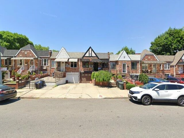 House image located at Michigan City, IN 46360