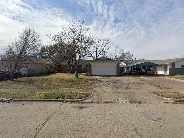 House image located at Dallas, TX 75228