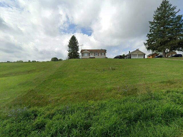 House image located at Waynesburg, OH 44688