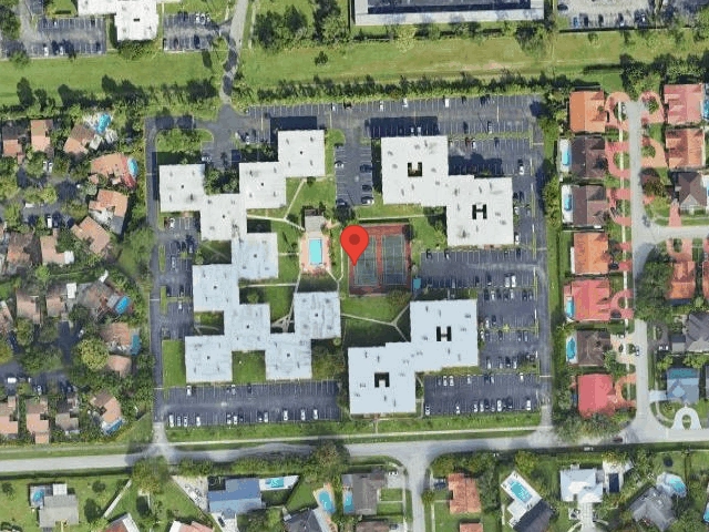 House image located at Miami, FL 33173