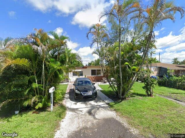 House image located at Hollywood, FL 33023