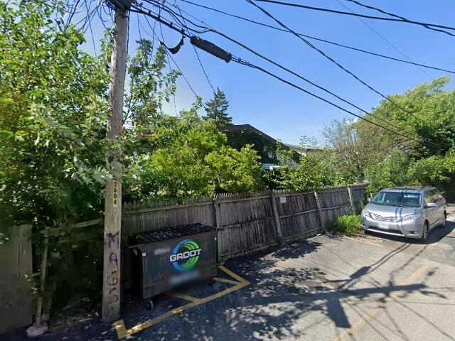 House image located at Niles, IL 60714