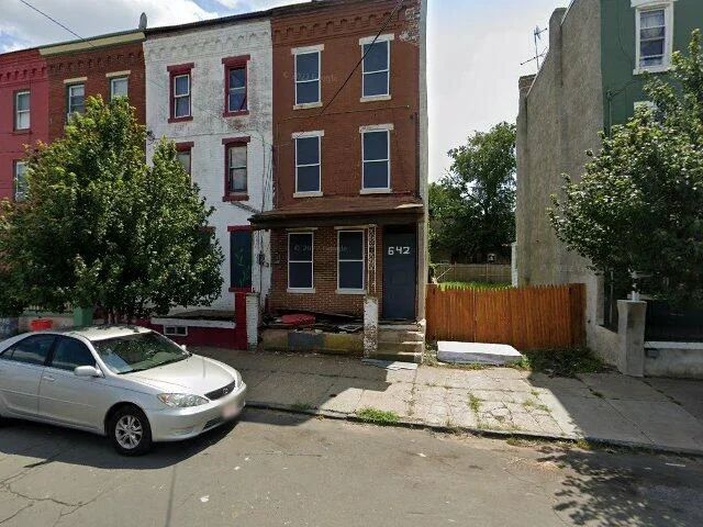 House image located at Camden, NJ 08102