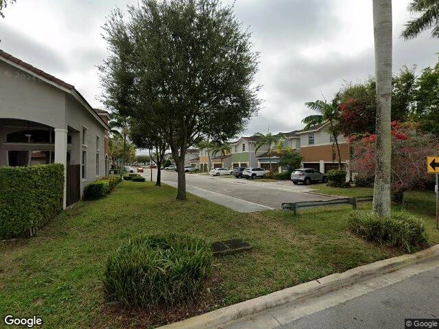 House image located at Miami, FL 33178