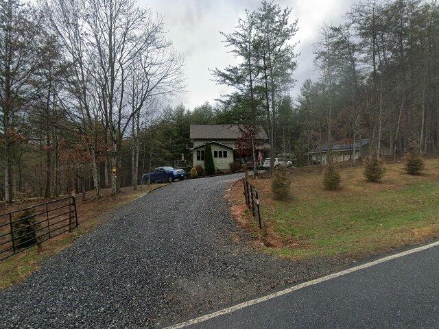 House image located at Brasstown, NC 28902