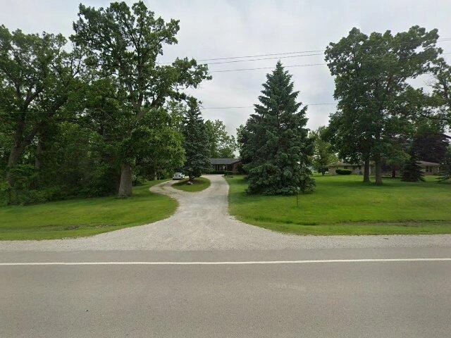 House image located at Waterford, WI 53185