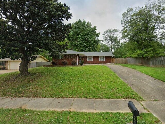 House image located at Memphis, TN 38116