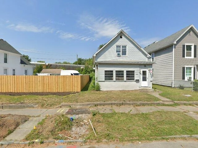 House image located at Winnetka, IL 60093