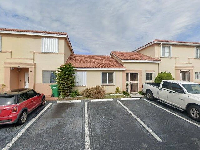 House image located at Miami, FL 33172
