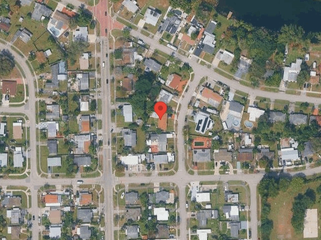 House image located at Hollywood, FL 33023