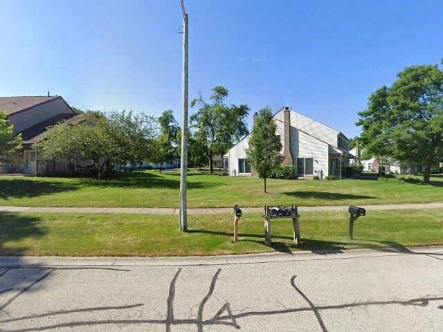 House image located at Huntley, IL 60142