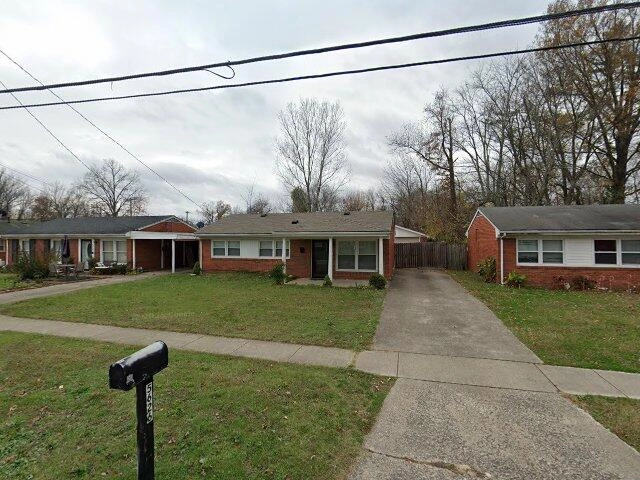 House image located at Louisville, KY 40218