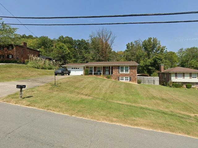 House image located at Louisville, KY 40214