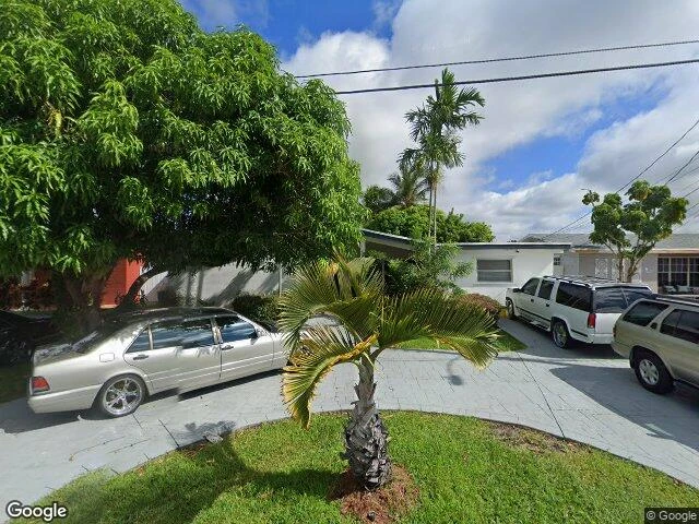 House image located at Hollywood, FL 33023