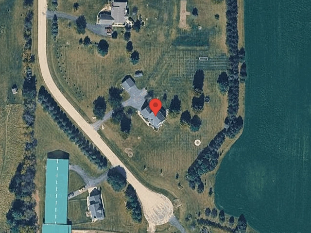 House image located at Hartford, WI 53027