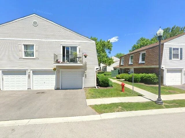 House image located at Schaumburg, IL 60194