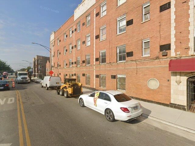 House image located at Chicago, IL 60612