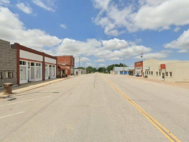 House image located at Pretty Prairie, KS 67570