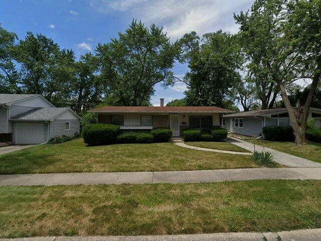 House image located at South Holland, IL 60473