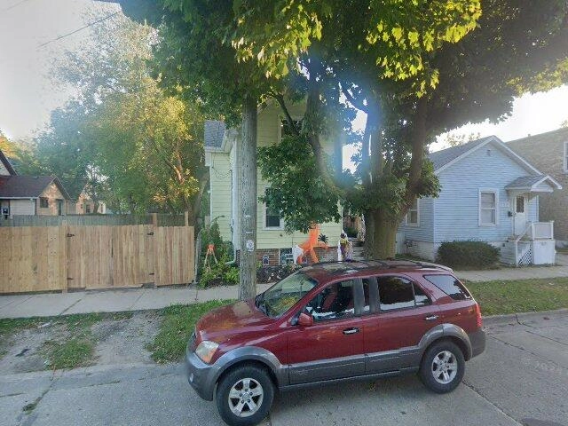 House image located at Racine, WI 53403