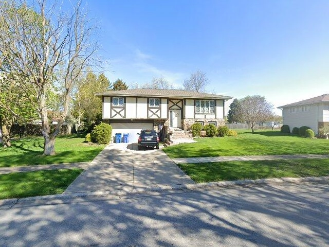 House image located at Crown Point, IN 46307