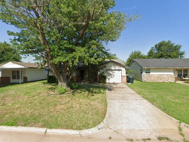 House image located at Oklahoma City, OK 73122