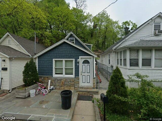 House image located at Port Washington, NY 11050