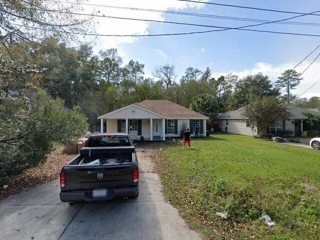 House image located at Mandeville, LA 70448