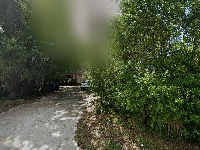 House image located at Saint Petersburg, FL 33712