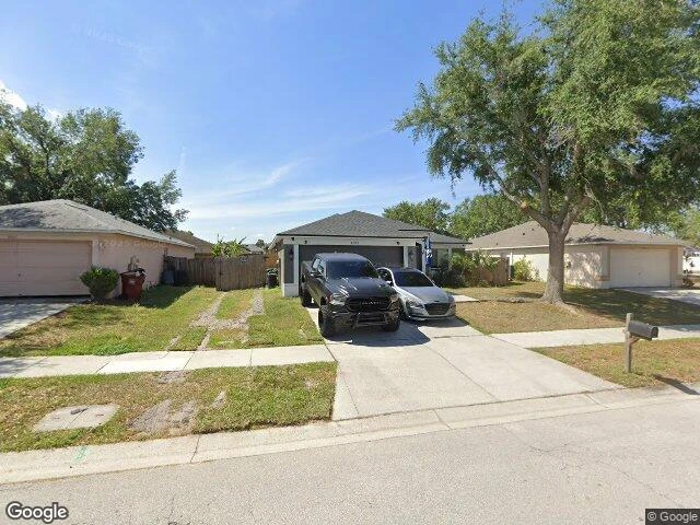 House image located at Plant City, FL 33563